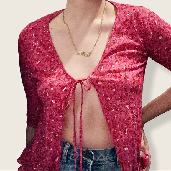 Tops - Vintage pink floral top/cover up